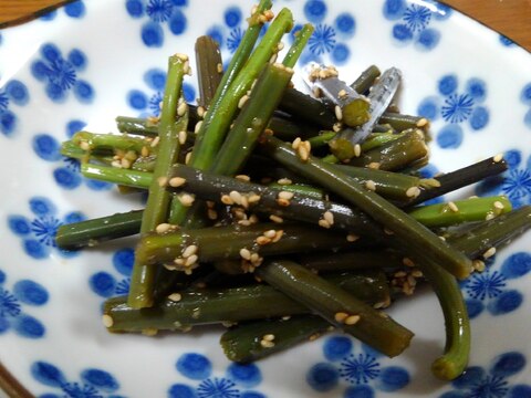 わらびのしょうが醤油あえ